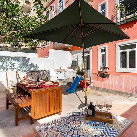 Design Flat, Luxury, 7 People, Pool Garden Apartman Lisboa