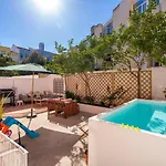 Design Flat, Luxury, 7 People, Pool Garden * Lisbon