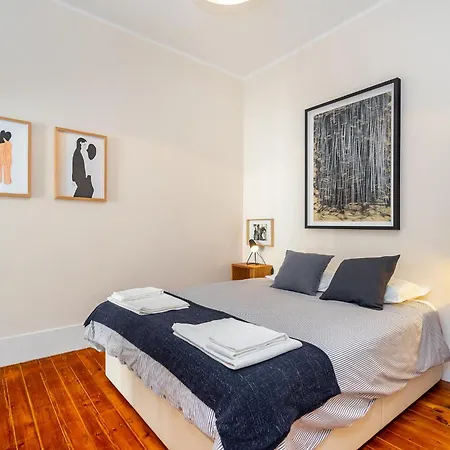Design Flat, Luxury, 7 People, Pool & Garden Lisbon