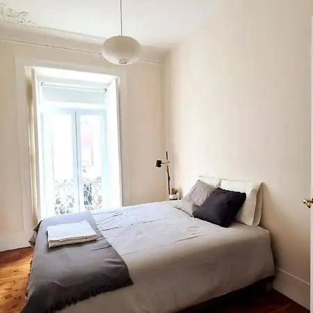 Design Flat, Luxury, 7 People, Pool Garden Лиссабон