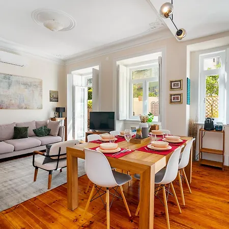 Design Flat, Luxury, 7 People, Pool Garden Лиссабон