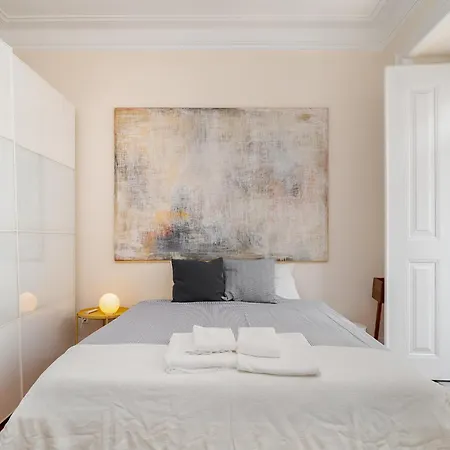 Design Flat, Luxury, 7 People, Pool Garden Лиссабон